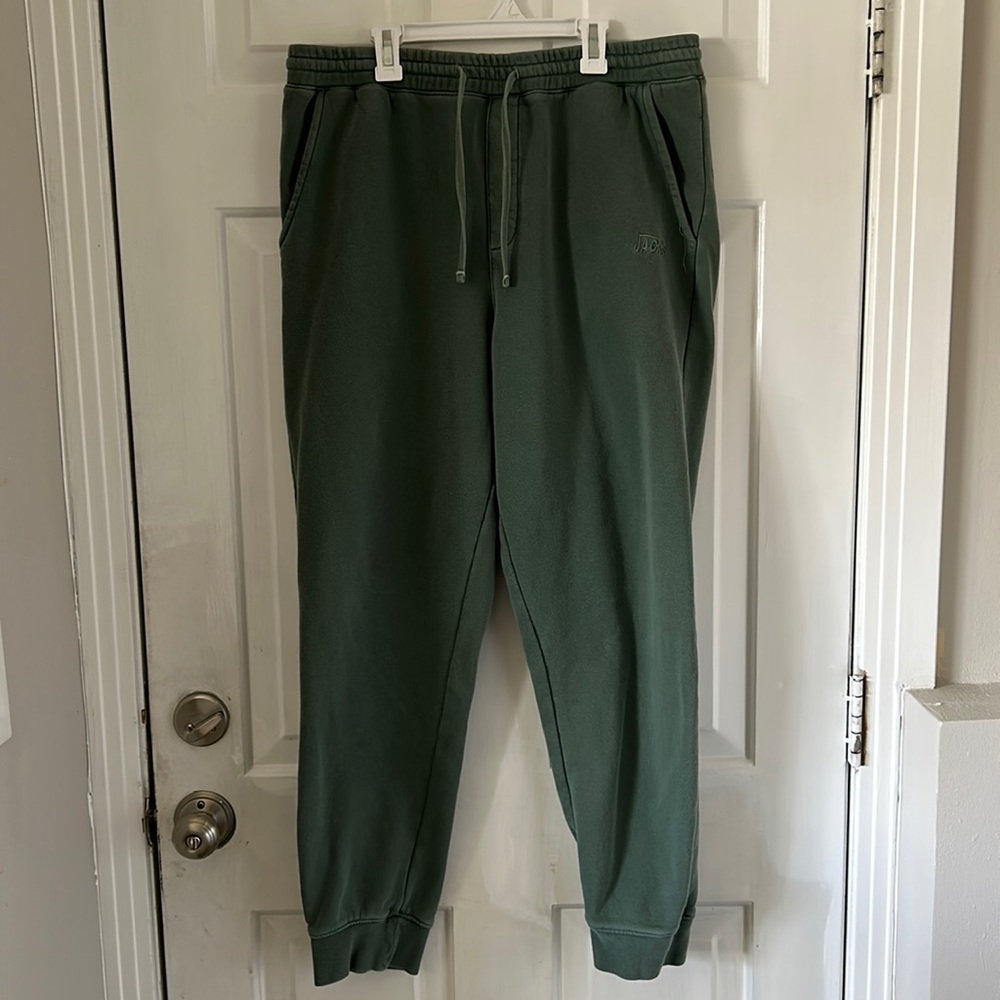 Jacks surfboards green sweatpants